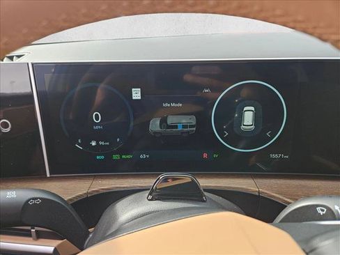 Used 2025 Hyundai Santa Fe Limited image 20