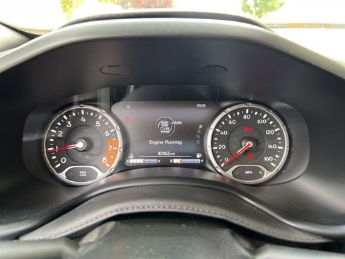 Used 2022 Jeep Renegade Latitude w/ Convenience Group image 16