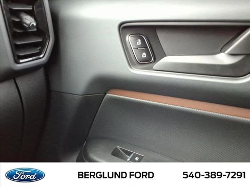 Used 2023 Ford Bronco Sport Outer Banks AWD/4WD image 32