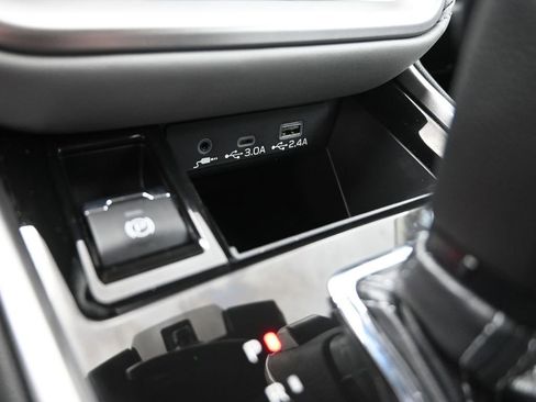 Used 2025 Subaru Outback Premium w/ Popular Package #1 image 21