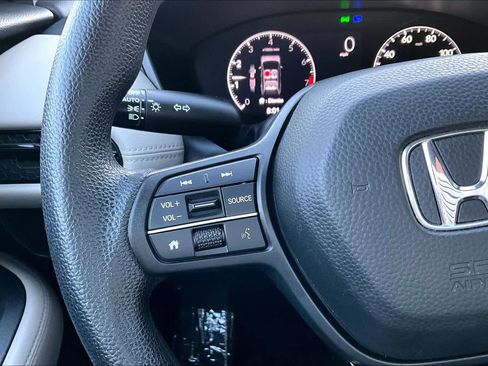 Used 2023 Honda HR-V LX image 24