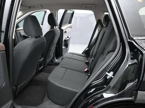 Used 2023 Nissan Rogue S AWD/4WD image 11