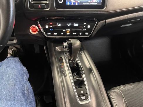 Used 2019 Honda HR-V EX-L image 28