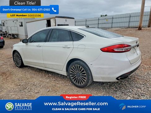 Used 2017 Ford Fusion SE w/ Fusion SE Technology Package FWD image 3