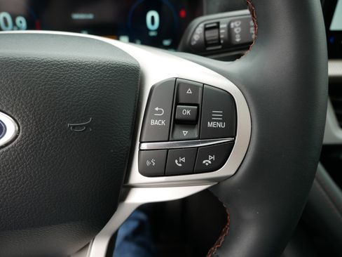 Used 2026 Ford Explorer Active w/ Active Comfort Package AWD/4WD image 29
