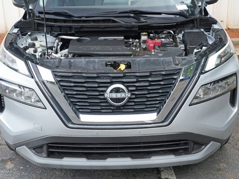 Used 2023 Nissan Rogue SV w/ SV Premium B Package FWD image 7