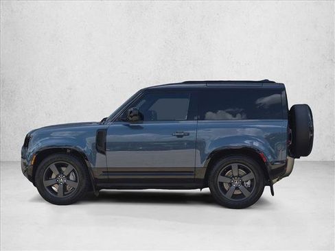 Used 2025 Land Rover Defender 90 X-Dynamic SE AWD/4WD image 2