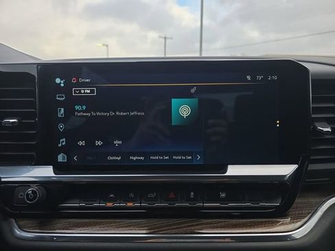 Used 2023 Chevrolet Silverado 1500 LT image 8