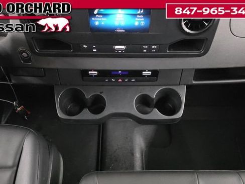 Used 2024 Mercedes-Benz Sprinter 144 Cargo image 10