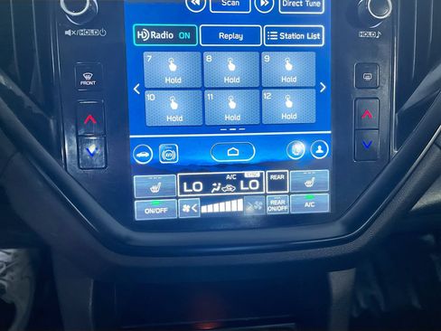 Used 2023 Subaru Ascent Onyx Edition AWD/4WD image 15