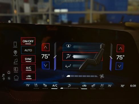 New 2026 Chevrolet Corvette Stingray Preferred Cpe w/ Z51 Performance Package image 23