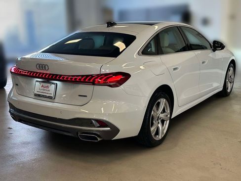 Used 2025 Audi A5 2.0T Premium w/ Convenience Package AWD/4WD image 4