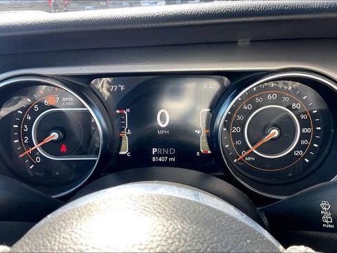 Used 2021 Jeep Wrangler Unlimited Sahara AWD/4WD image 22
