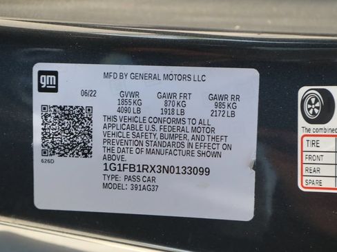 Used 2022 Chevrolet Camaro LT RWD image 38
