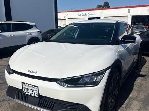 Certified 2024 Kia EV6 Light RWD image 1