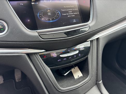 Used 2018 Cadillac XT5 Luxury w/ LPO, Black Ice Package image 21