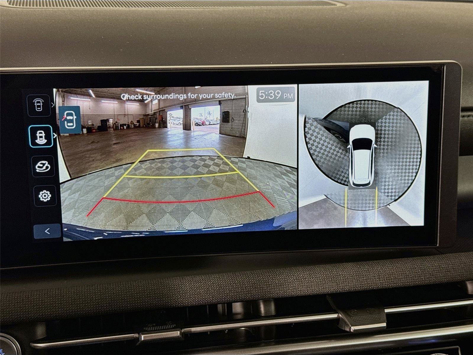New 2026 Hyundai Tucson Limited FWD image 17