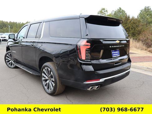 New 2026 Chevrolet Suburban High Country AWD/4WD image 5