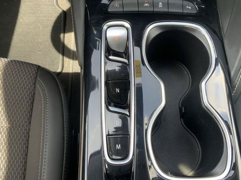Used 2023 Buick Envision Preferred FWD image 44