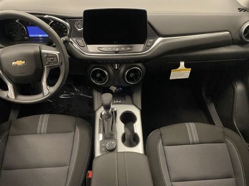 New 2026 Chevrolet Blazer LT w/ Convenience Package AWD/4WD image 34