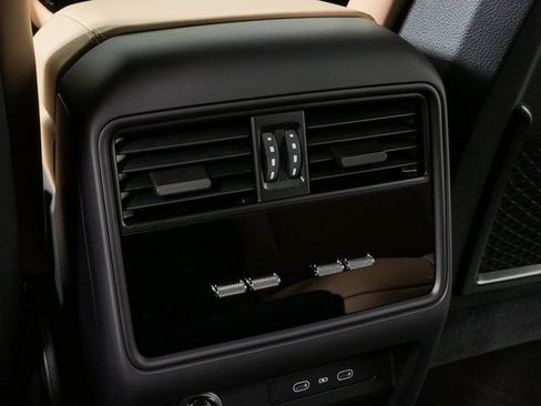 New 2026 Porsche Cayenne Coupe AWD/4WD image 22