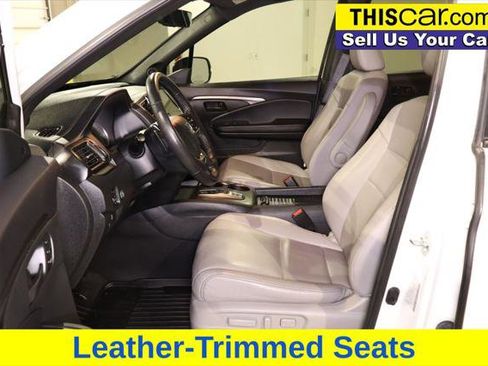 Used 2023 Honda Passport EX-L image 25