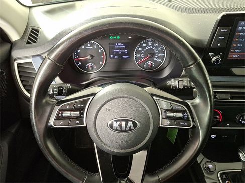 Used 2021 Kia Seltos S image 18