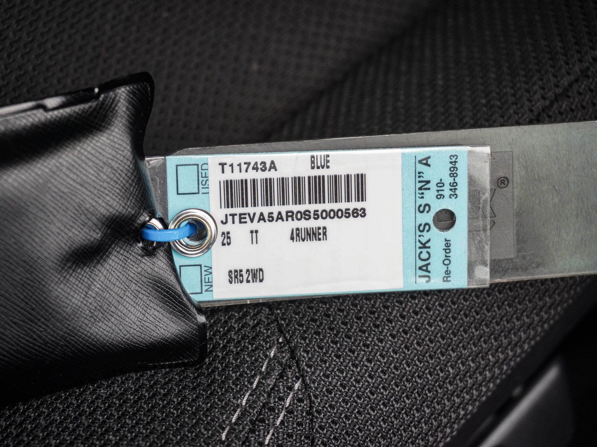 Used 2025 Toyota 4Runner SR5 RWD image 38