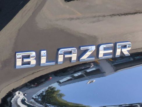 Used 2019 Chevrolet Blazer LT image 9