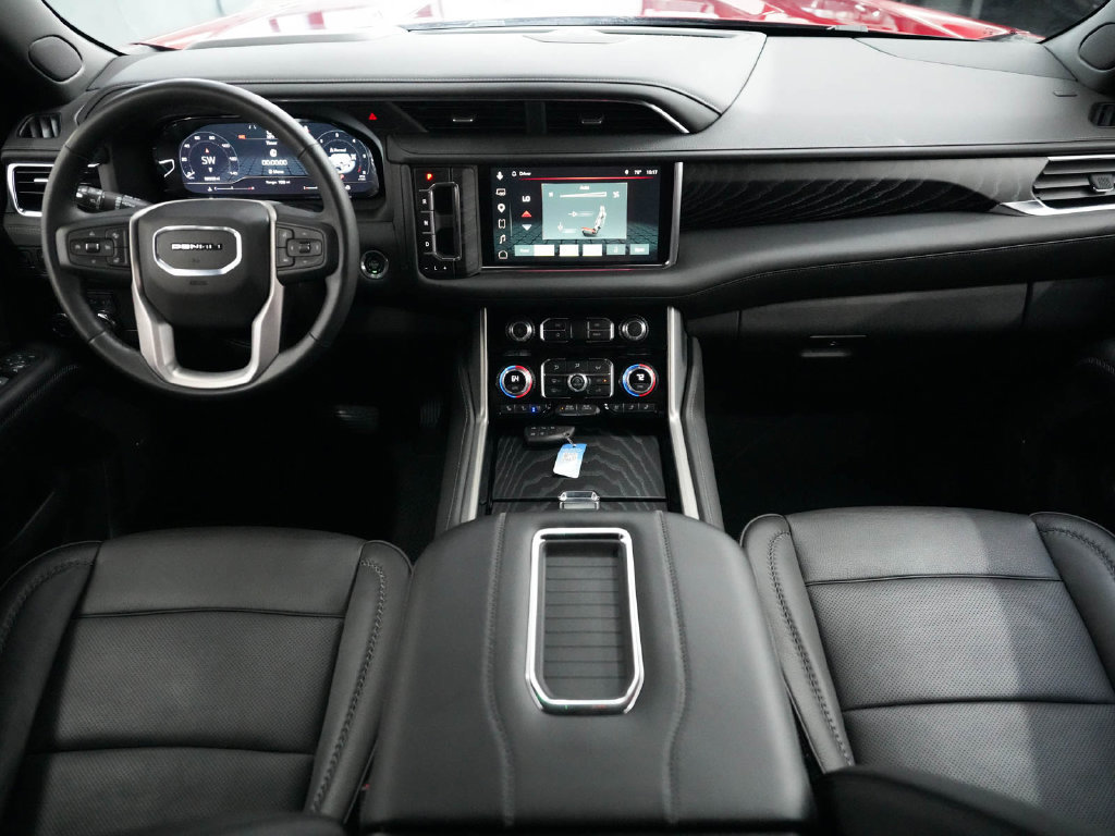 Used 2023 GMC Yukon Denali AWD/4WD image 37