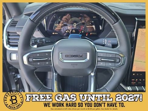 New 2026 GMC Acadia Denali w/ Super Cruise Package FWD image 27
