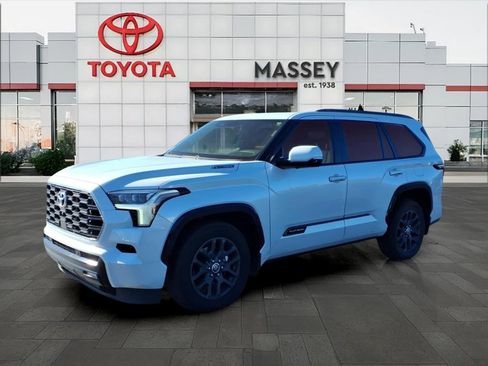 Used 2023 Toyota Sequoia Platinum image 7