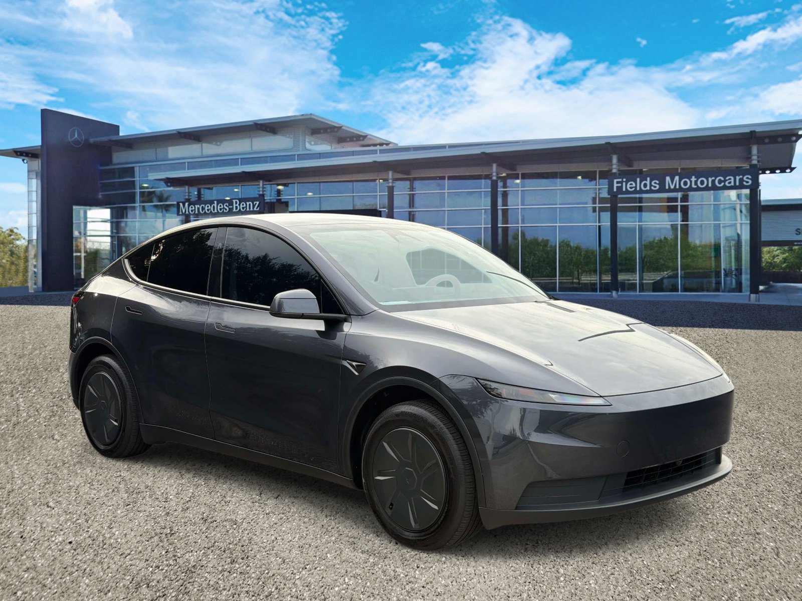 Used 2026 Tesla Model Y 2WD image 1