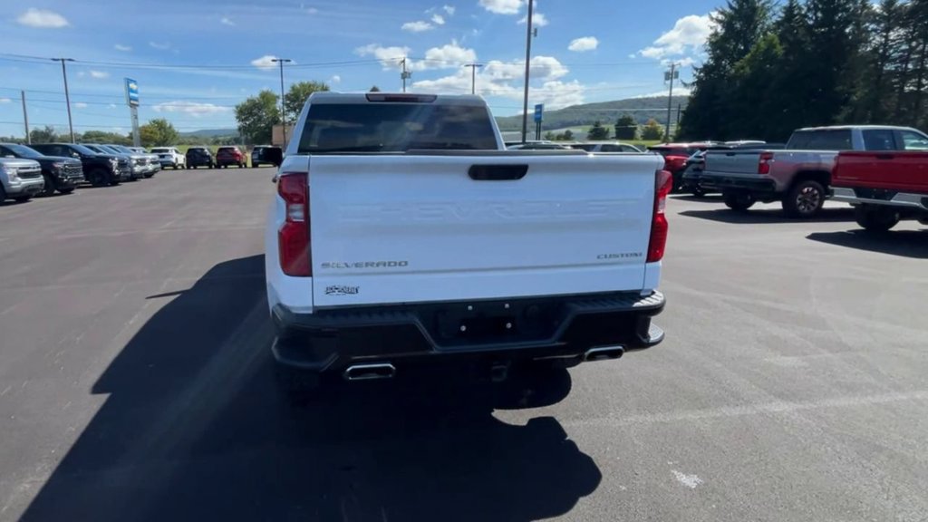 Certified 2024 Chevrolet Silverado 1500 Custom Trail Boss AWD/4WD image 7