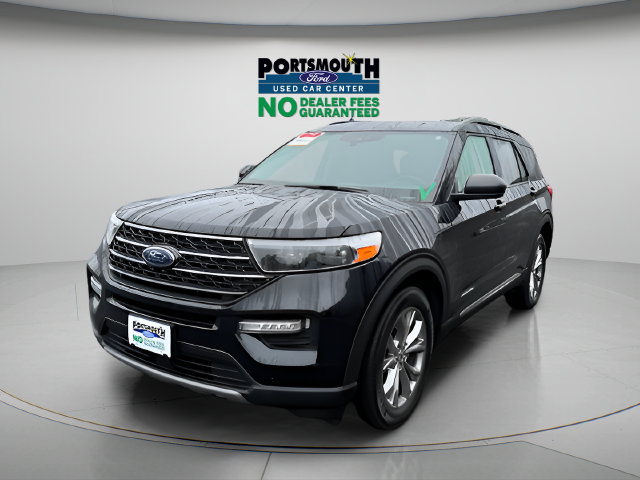 Used 2023 Ford Explorer XLT w/ Equipment Group 202A AWD/4WD image 16