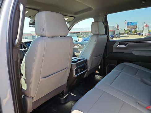 Used 2024 Chevrolet Silverado 1500 LTZ image 8