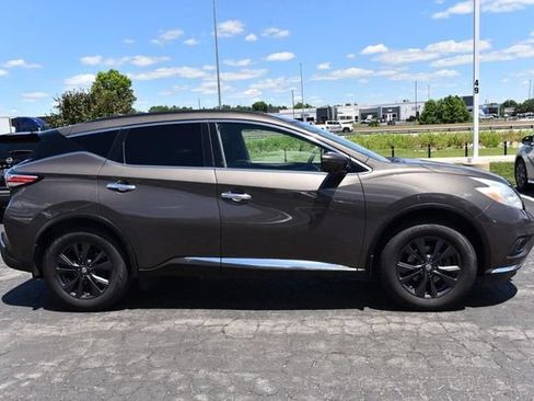 Used 2017 Nissan Murano SV w/ Premium Plus Package FWD image 5