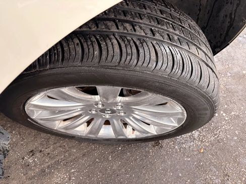 Used 2014 Lincoln MKX AWD w/ Equipment Group 102A image 49