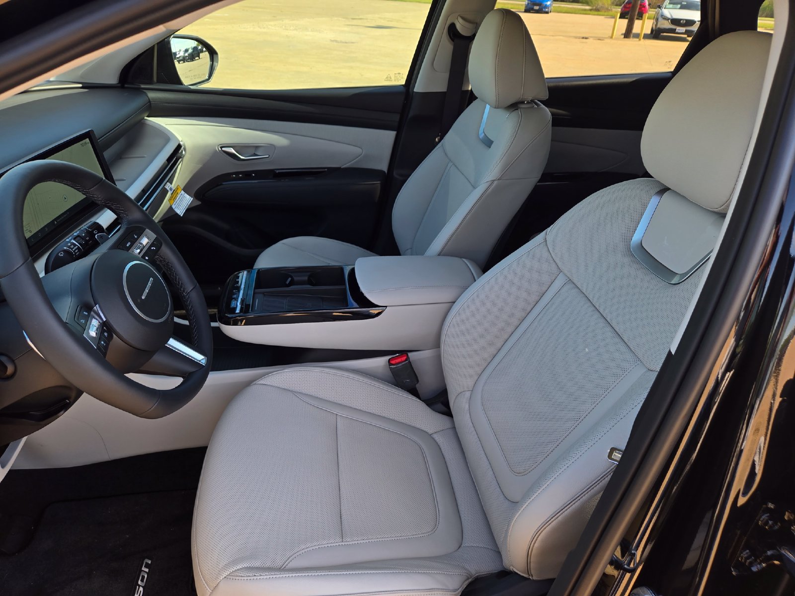 New 2026 Hyundai Tucson Limited FWD image 17