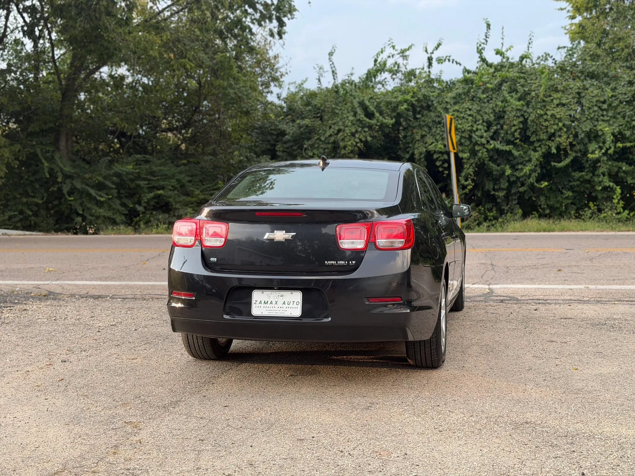Used 2015 Chevrolet Malibu LT w/ Power Convenience Package FWD image 10