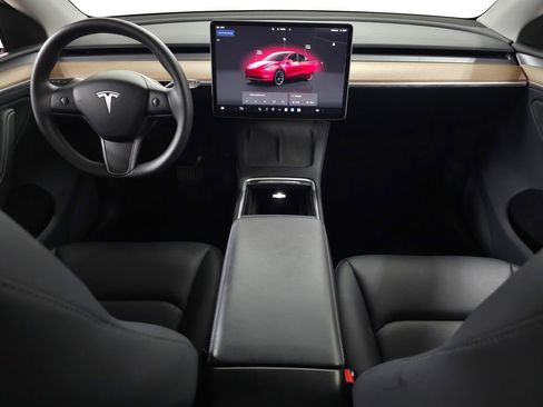 Used 2024 Tesla Model Y Long Range AWD/4WD image 14