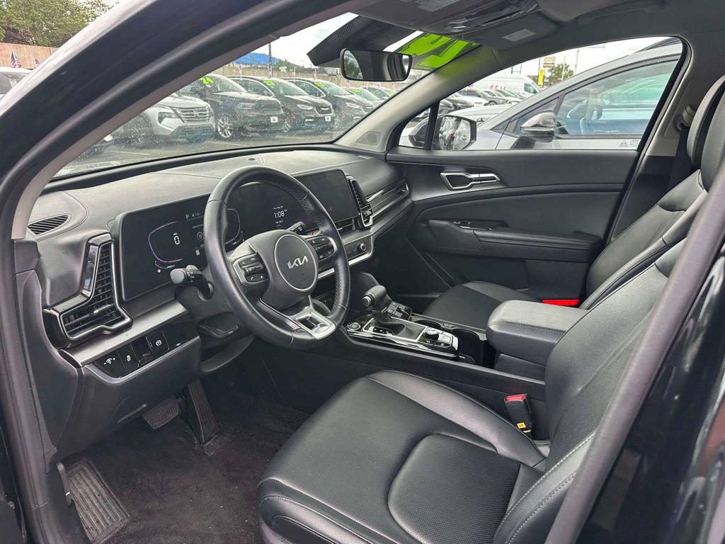 Used 2024 Kia Sportage EX AWD/4WD image 15