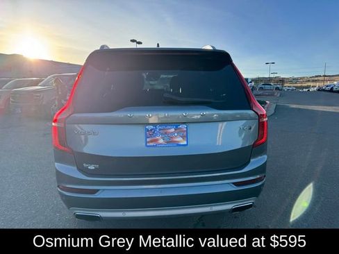 Used 2018 Volvo XC90 T6 Momentum w/ Convenience Package image 4