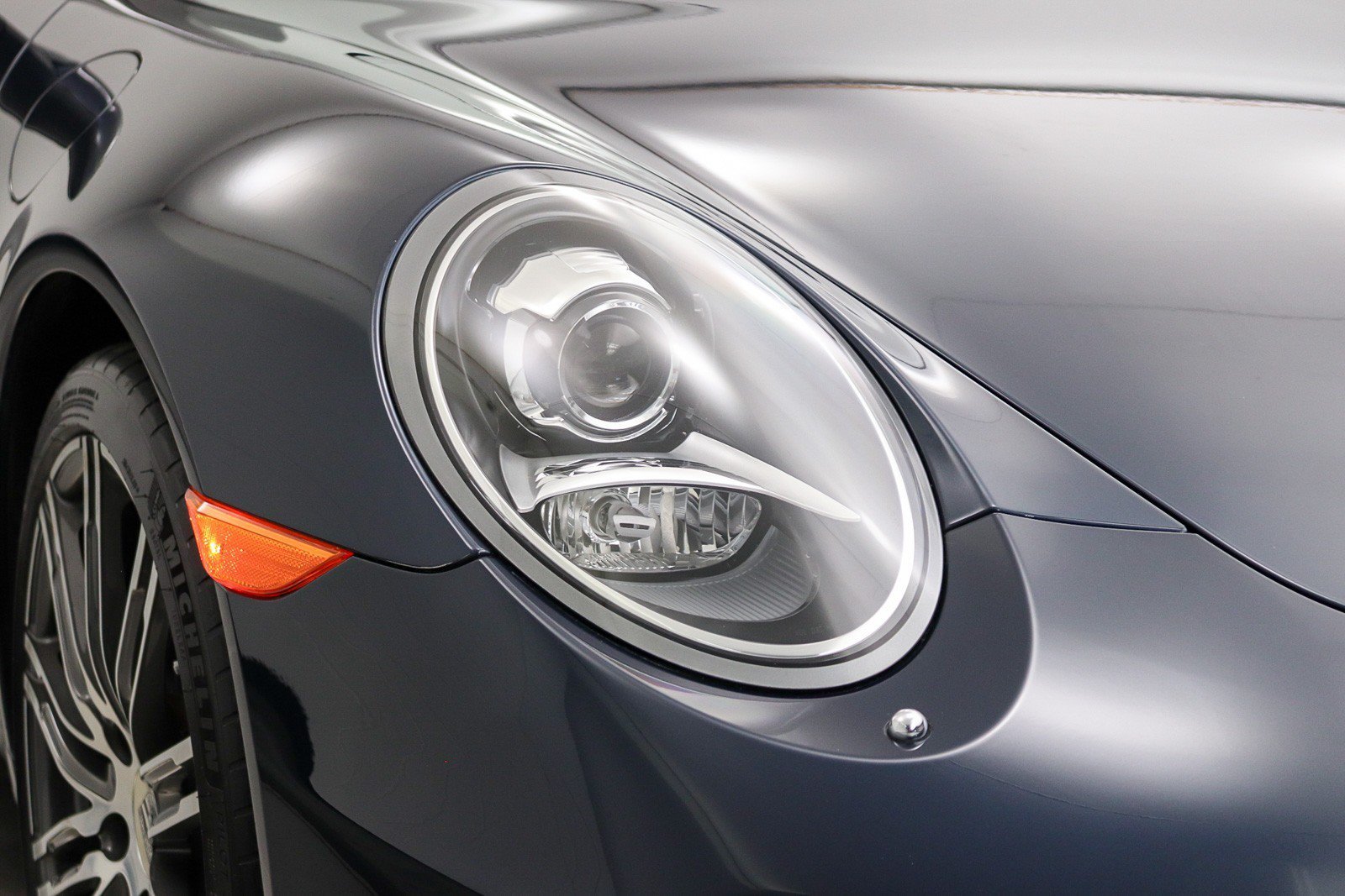 Used 2015 Porsche 911 Carrera image 31