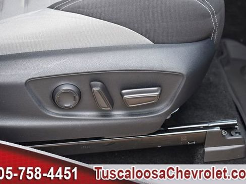 Used 2024 Toyota Tacoma TRD Sport w/ TRD Sport Upgrade Package image 14