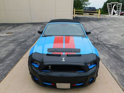 Used 2010 Ford Mustang Shelby GT500 image 4