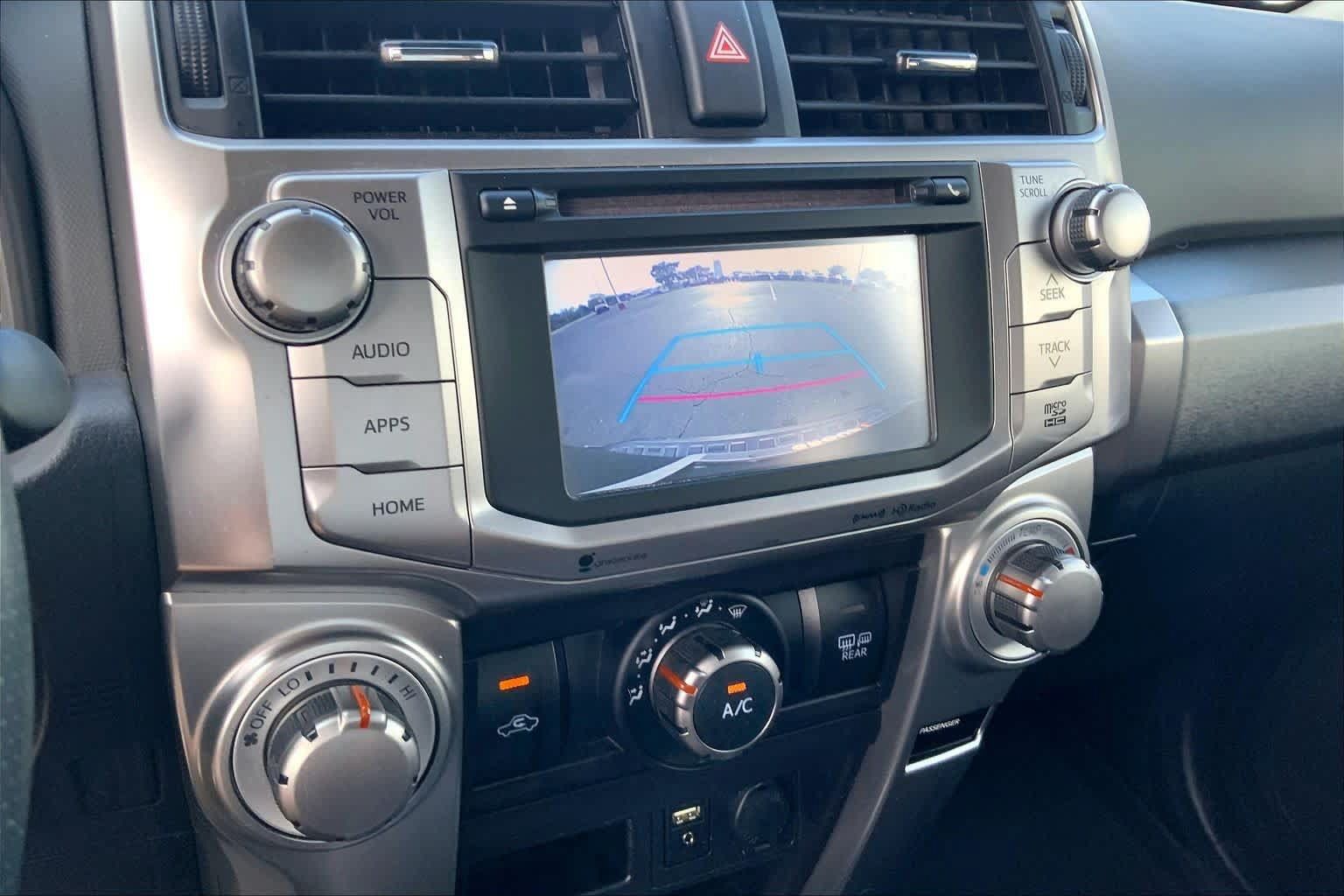Used 2016 Toyota 4Runner SR5 Premium AWD/4WD image 27