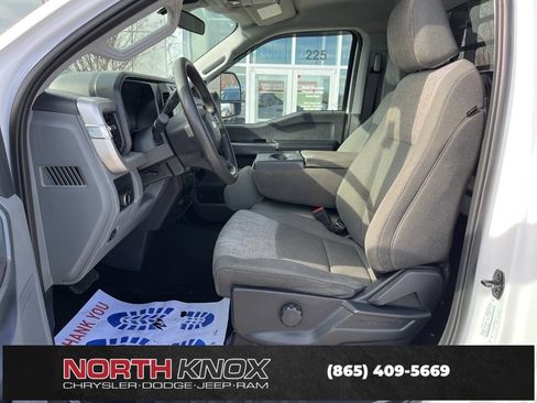 Used 2023 Ford F350 XLT w/ Snow Plow Prep Package image 3