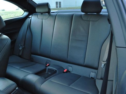 Used 2016 BMW M235i xDrive Coupe w/ Technology Package image 15