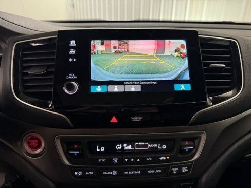 Used 2022 Honda Pilot Special Edition image 17